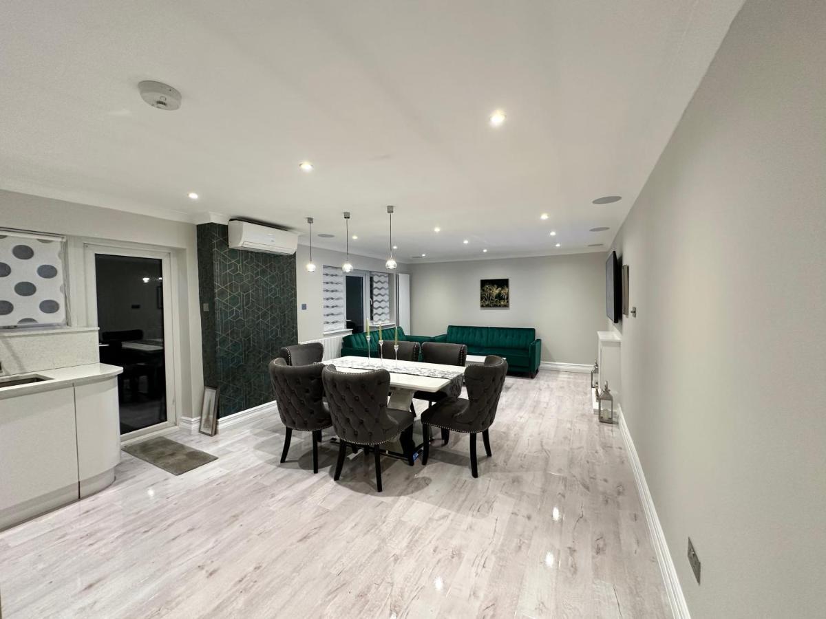 格林福德Luxury House公寓 外观 照片