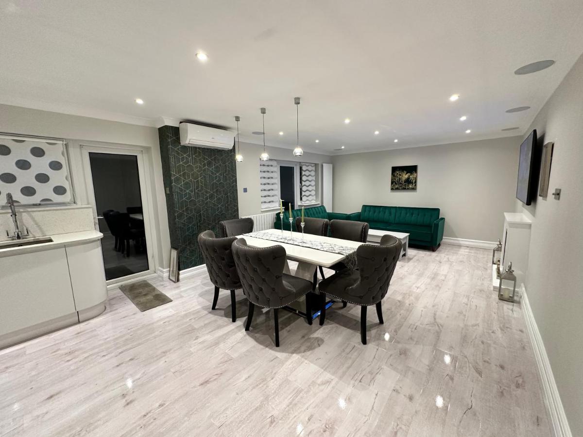 格林福德Luxury House公寓 外观 照片